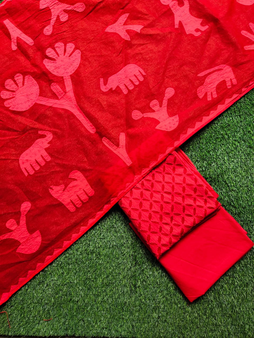 Exquisite Applique Work Unstitched Cotton & Organdy Suit — (3 Piece - 2.5m Each)