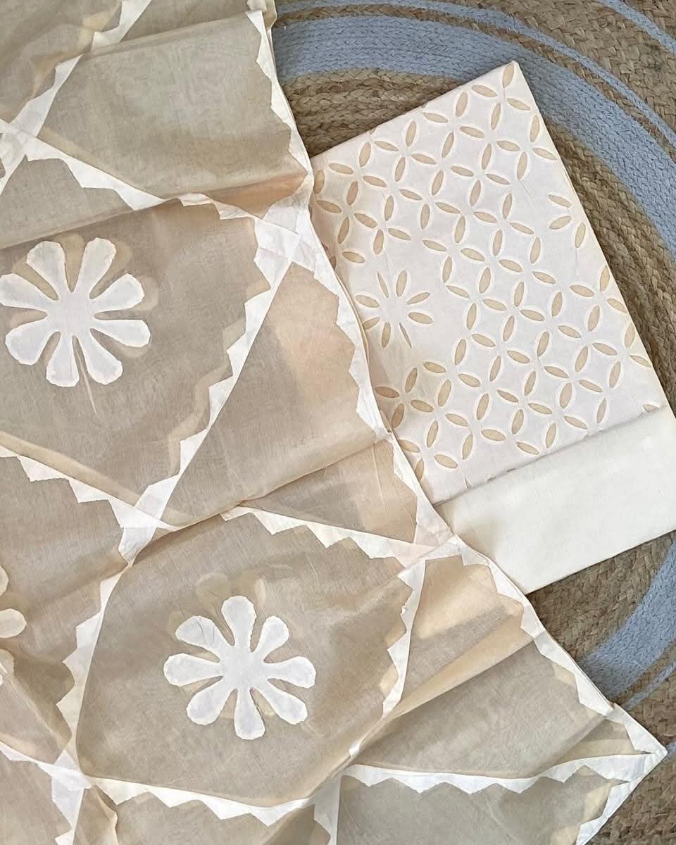 Designer Applique Work Unstitched Cotton & Organdy Suit – (3 Piece - 2.5m Each)