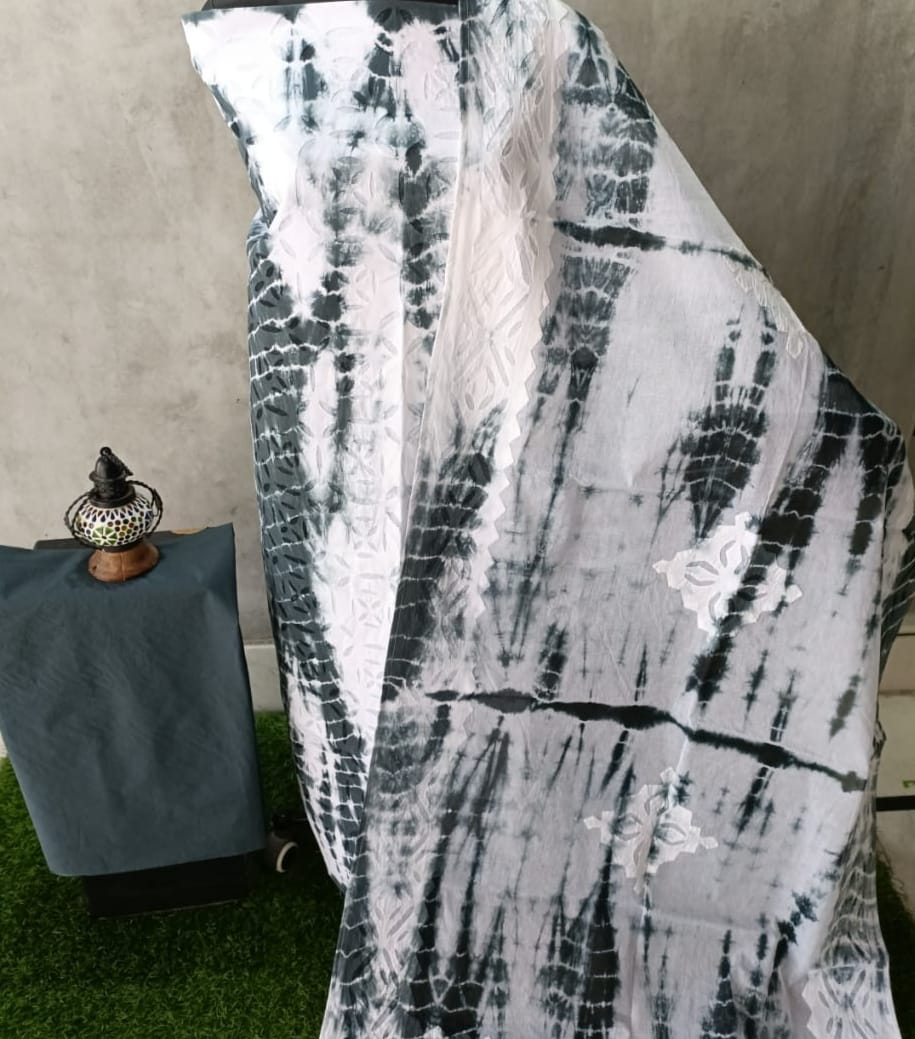 Elegant Unstitched Tie & Dye Cotton and Organdy Suit with Applique Detailing - 3 Piece