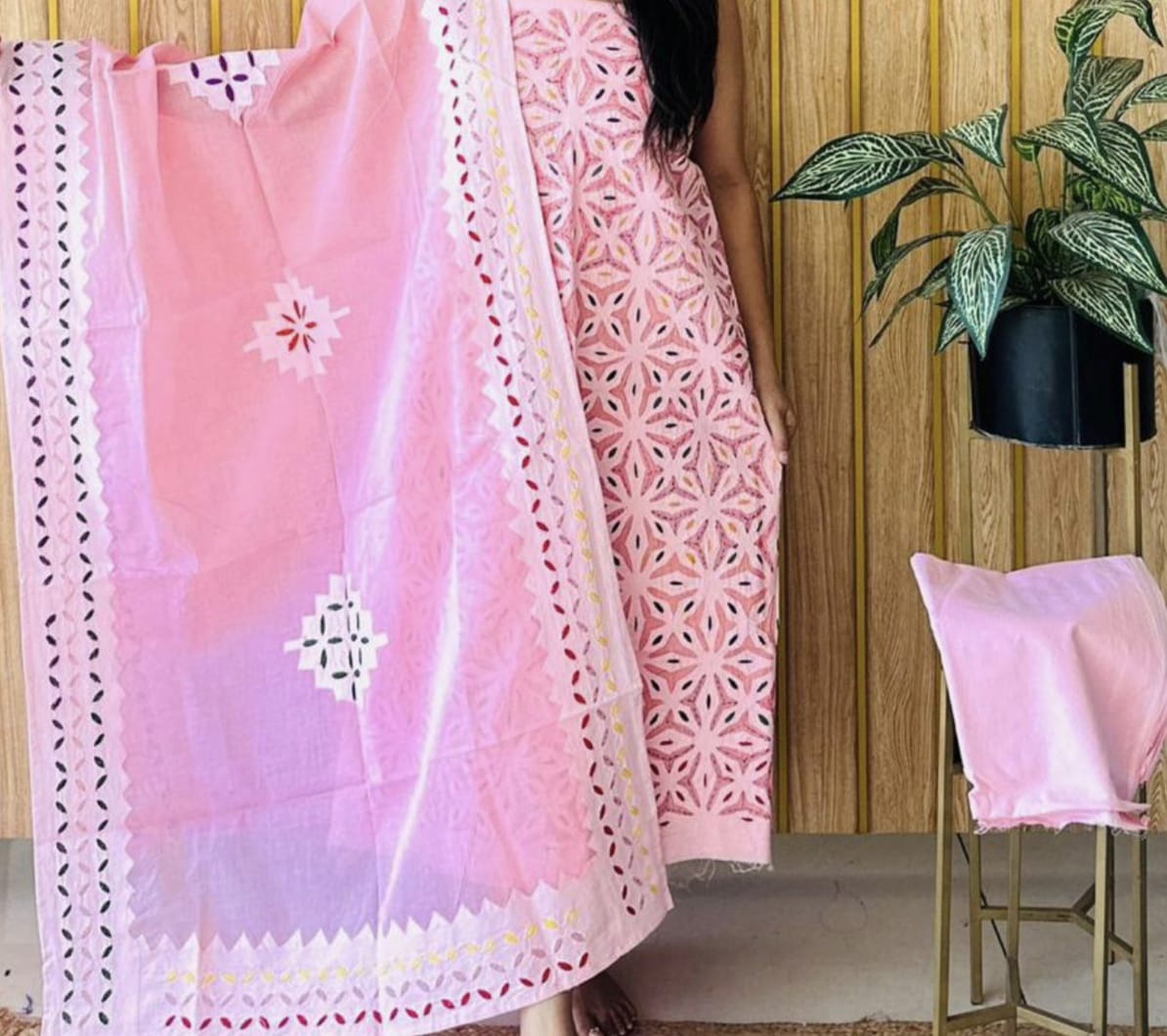 Handcrafted Applique Work & Suzani Hand Embroidery – Unstitched Cotton & Organdy Suit (3-Piece)